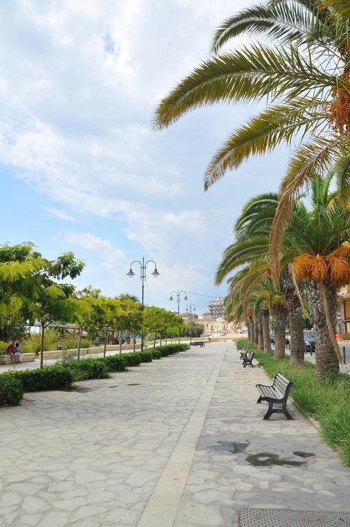 Vacanze Romantiche A موديكا المظهر الخارجي الصورة