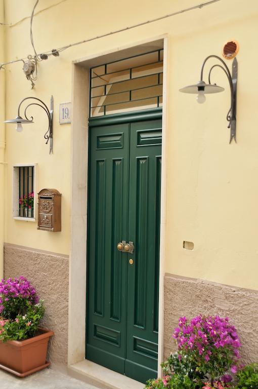 Vacanze Romantiche A موديكا الغرفة الصورة