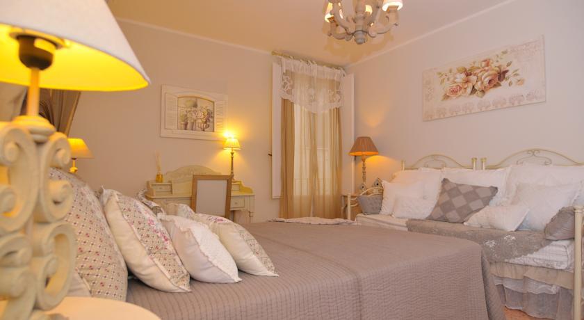 Vacanze Romantiche A موديكا الغرفة الصورة