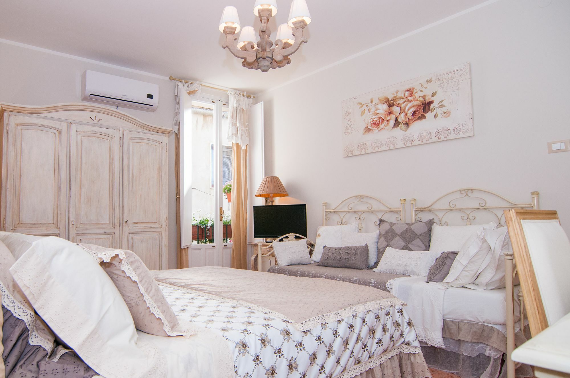 Vacanze Romantiche A موديكا المظهر الخارجي الصورة